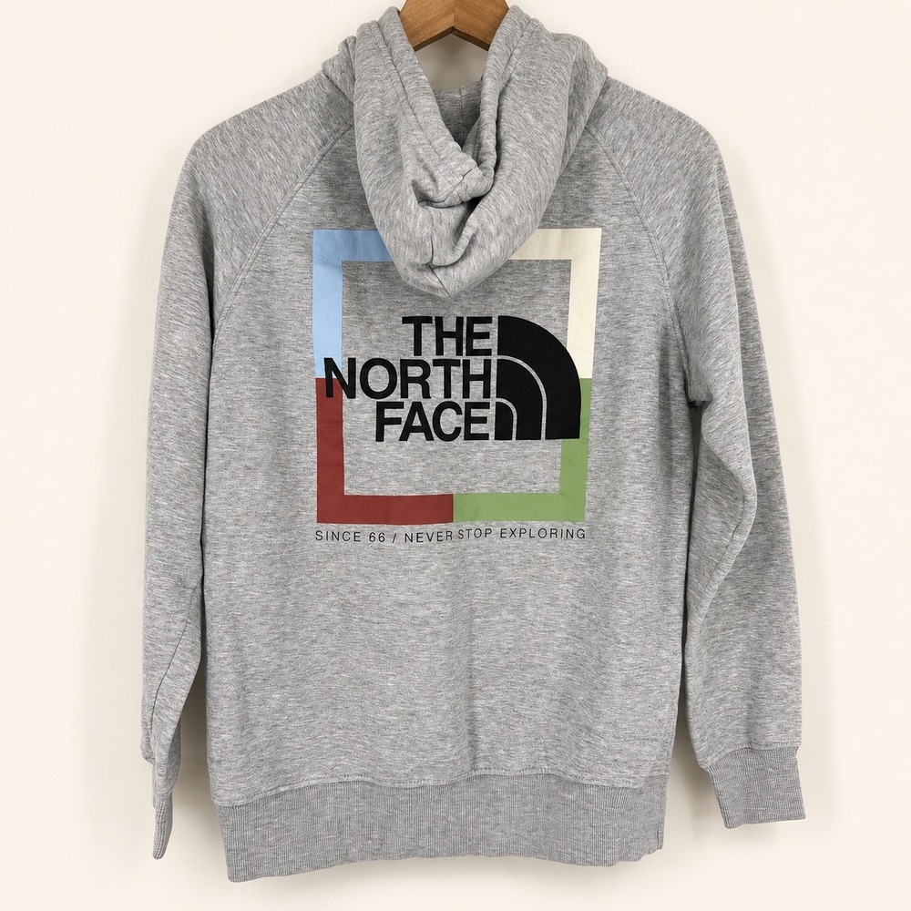 The North Face Womens Small Hoodie Gray Box NSE Outdoors Hike Camp Travel Gorp
